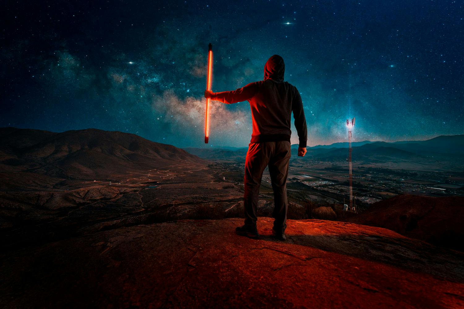 Landskapsfoto med lysrör. Det behöver vara rätt mörkt om lysröret ska ge bra effekt.